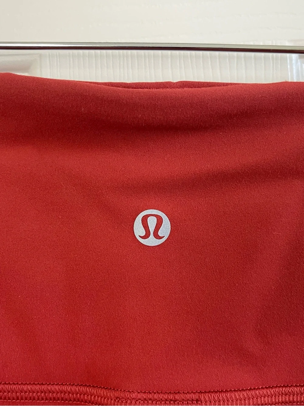 lululemon athletica excellent pre